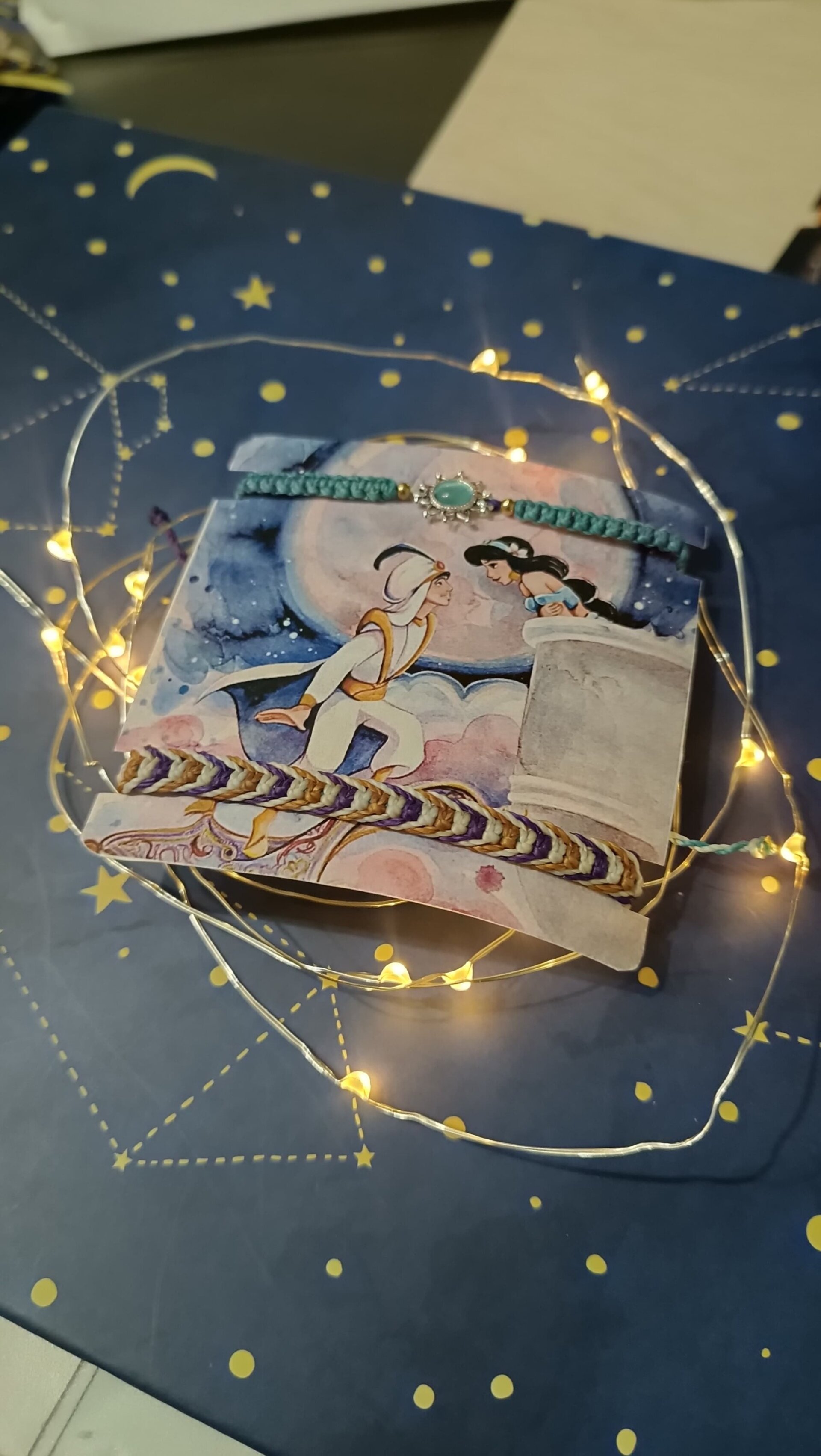 Pulseras Disney Aladín y Jazmín con piedra natural y tejidas a mano macrame - 5