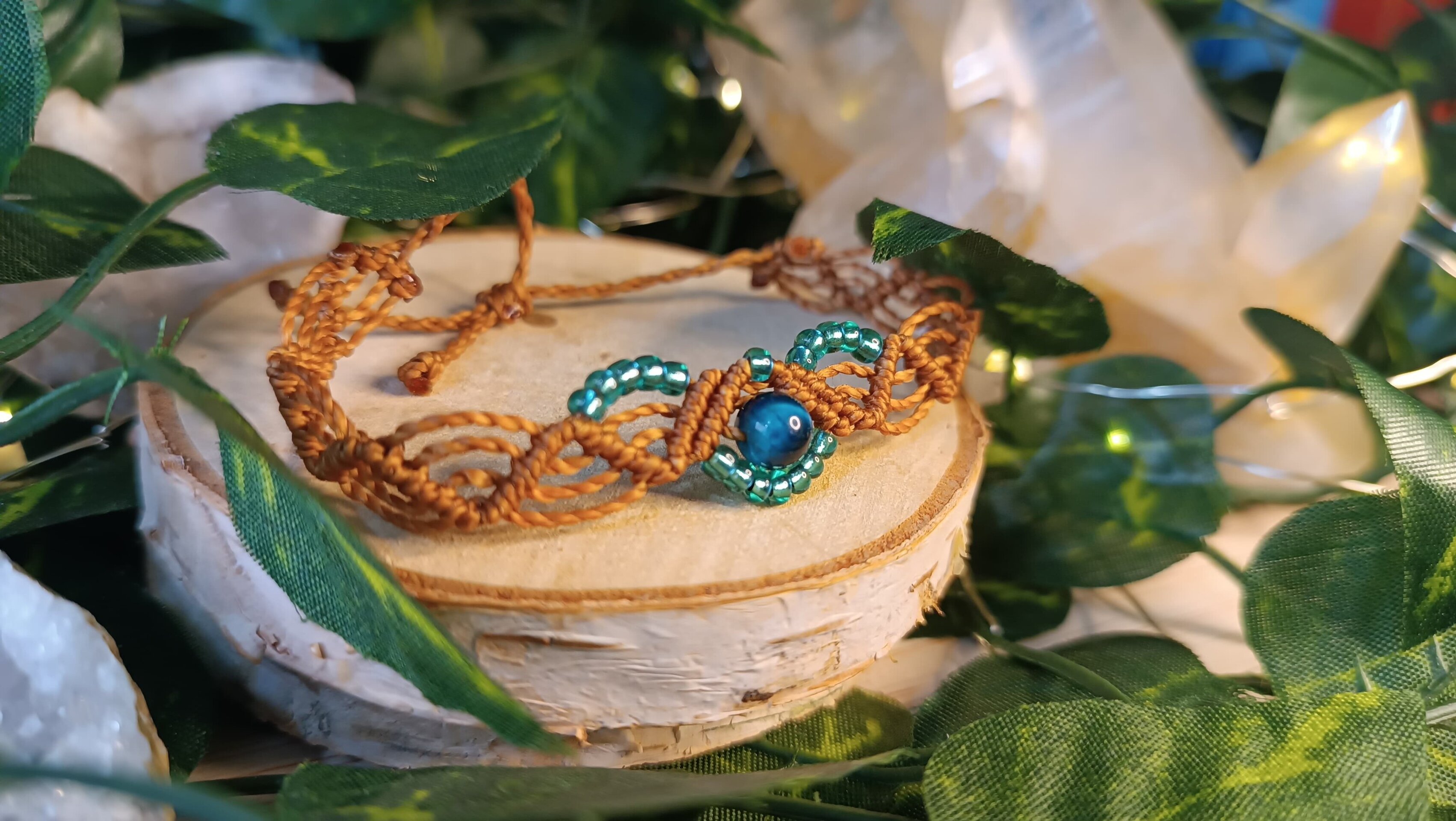 pulsera fantasía medieval con piedra natural tejidas a mano macrame - 8