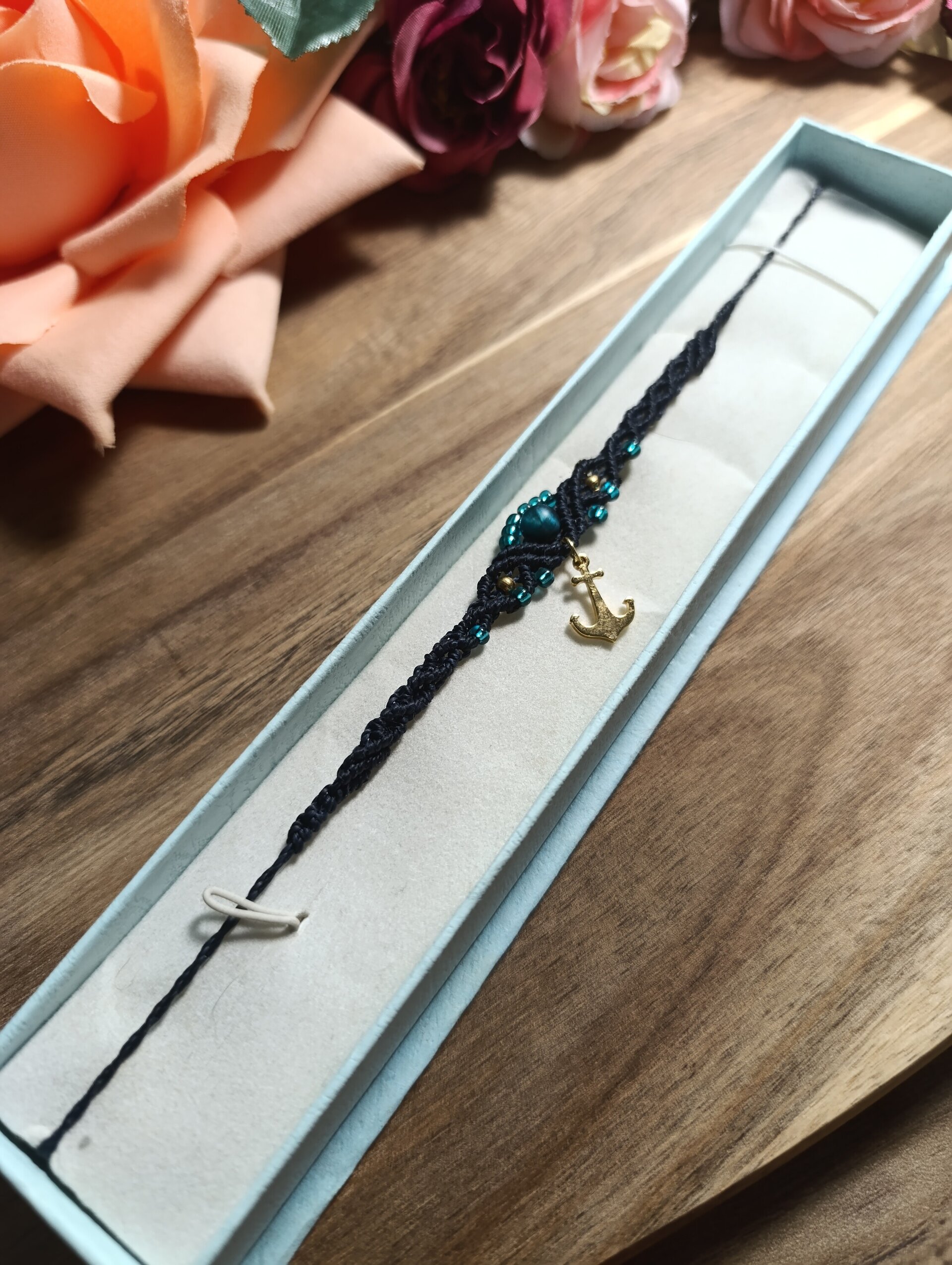 Gargantilla tejida con piedra natural azul - 3