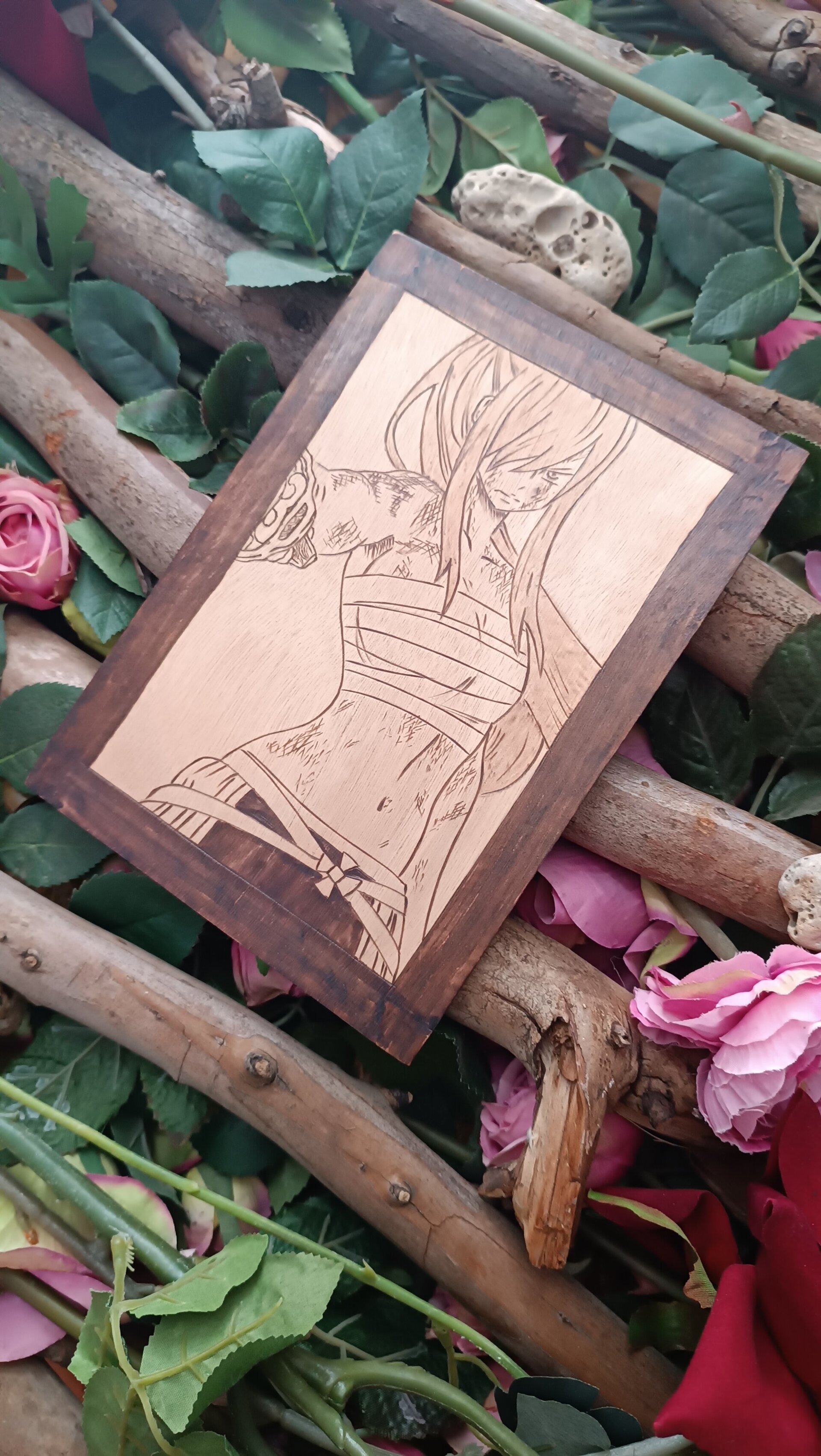 Cuadro Erza Scarlett anime Fairy tail, pirograbado en madera - 2