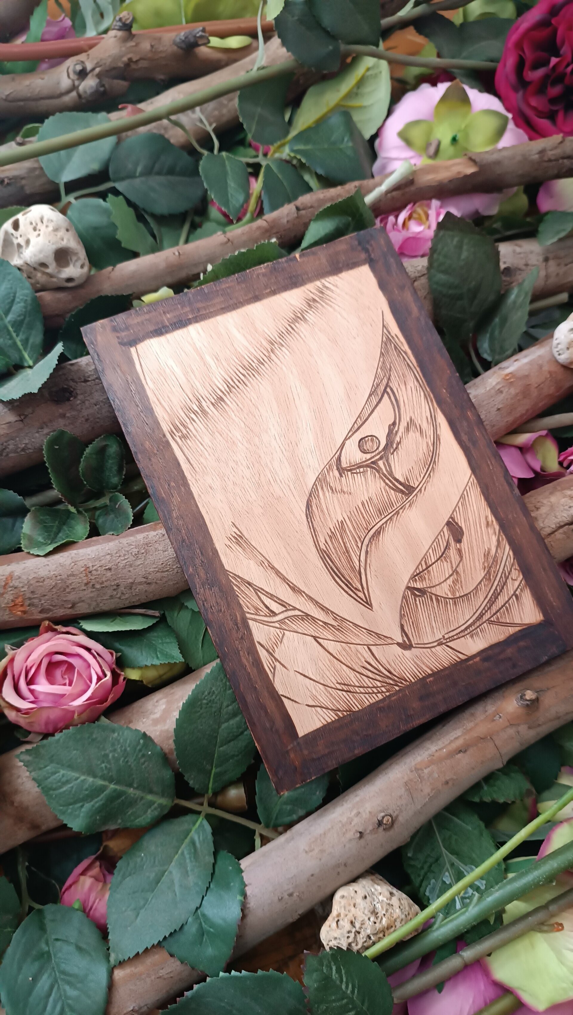 Cuadro Guts pirograbado a mano en la madera - 2